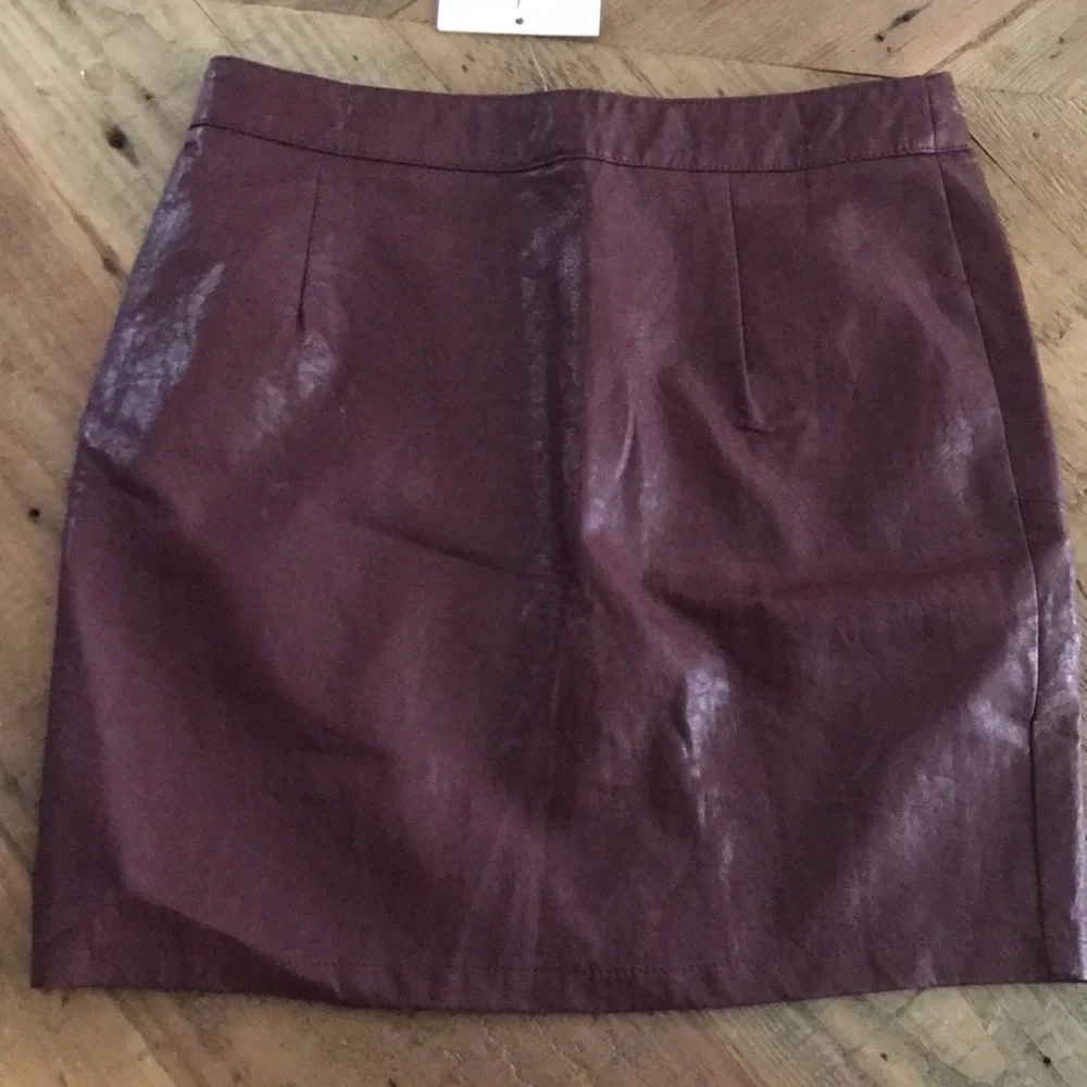 Seek the label vegan leather mini skirt sz S